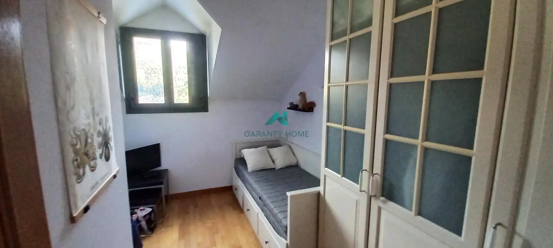 Habitación de Ático de alquiler en Limpias con Calefacción, Balcón y Piscina comunitaria