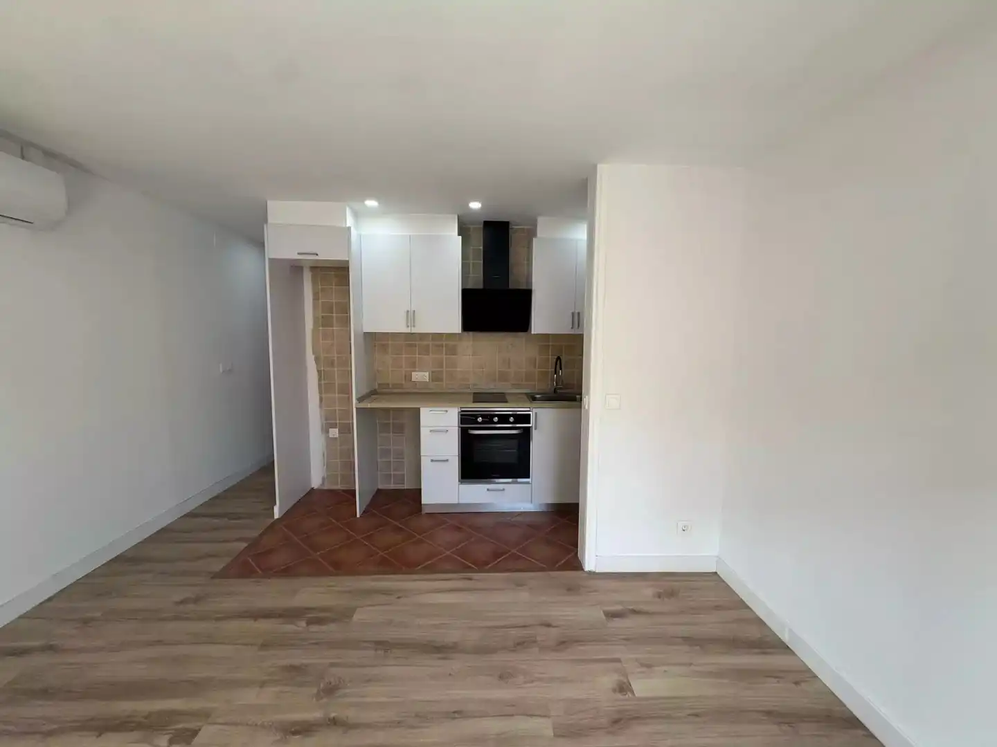 Kitchen of Flat for sale in Colera  with Air Conditioner, Parquet flooring and Balcony