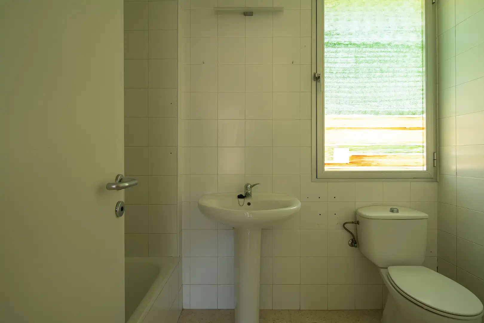 Baño de Casa adosada en venta en Granada con Calefacción, Jardín privado y Terraza