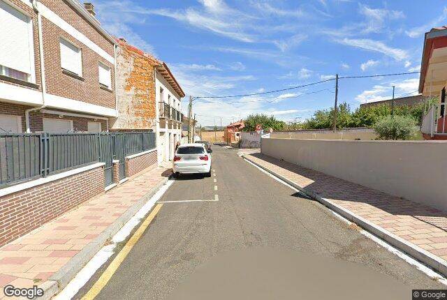 Piso en Venta en CL CLAVEL en Las Flores