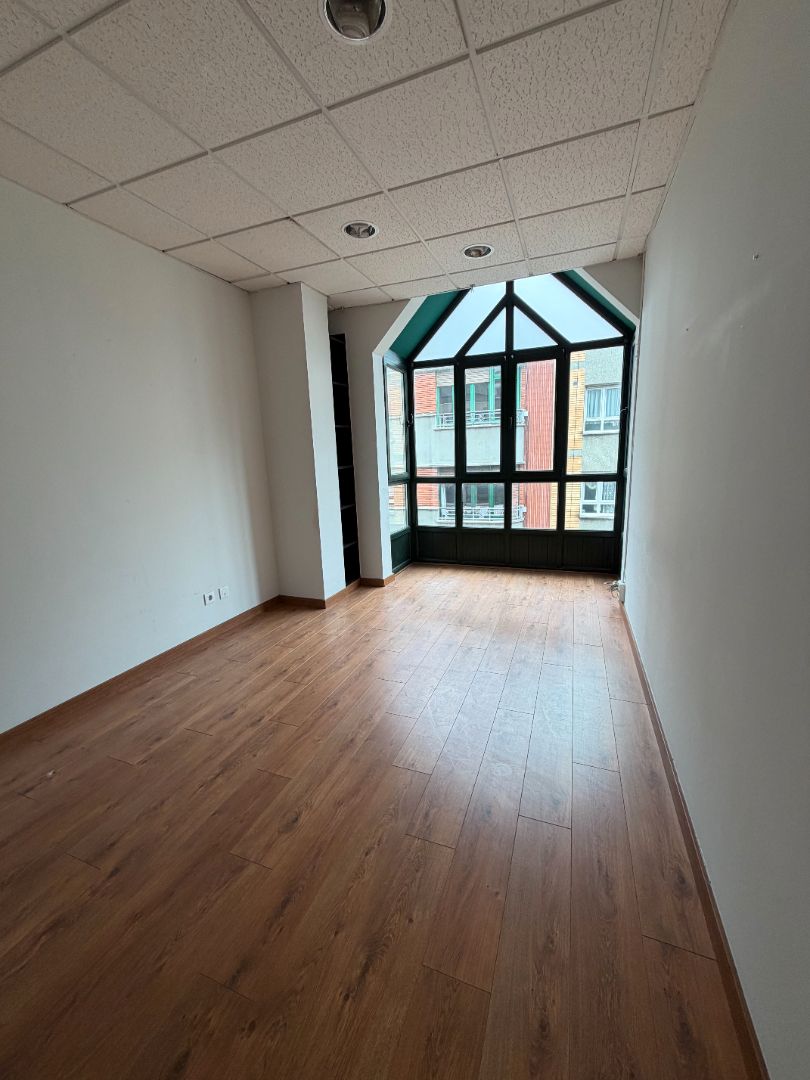 Office for rent in Gijón   with Heating