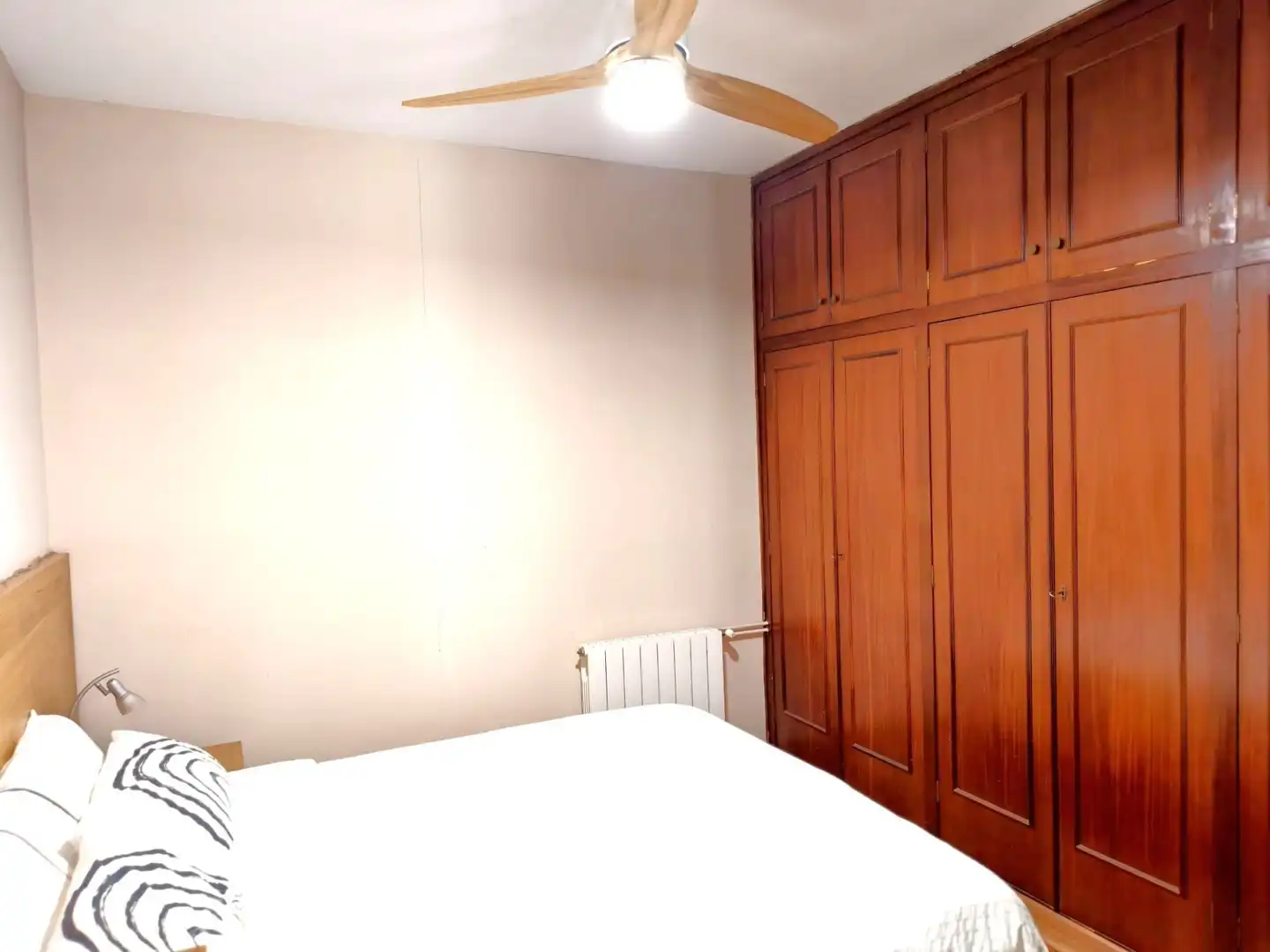 Habitación de Ático en venta en Barcelona con Aire acondicionado, Calefacción y Terraza