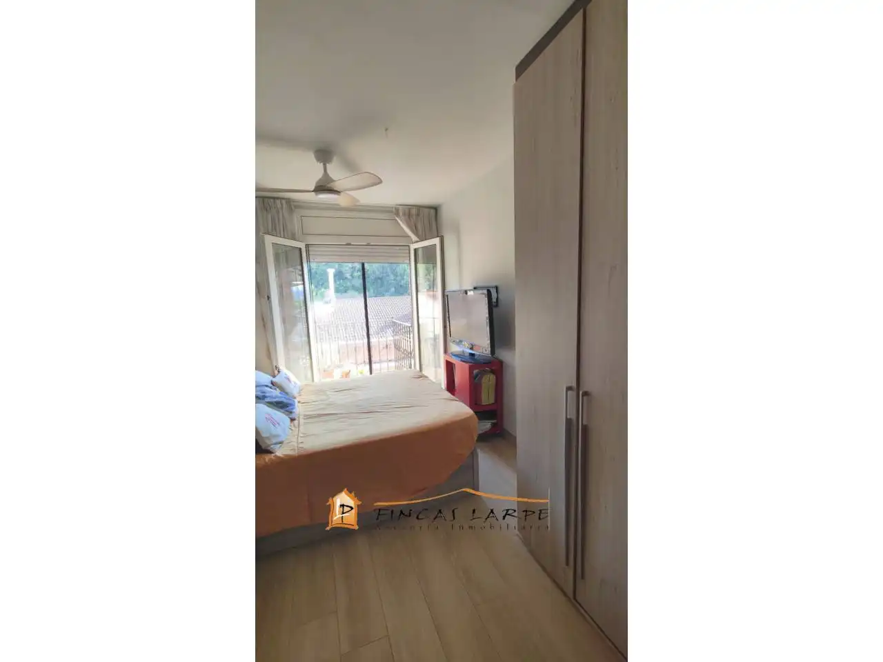 Schlafzimmer von Wohnung zum Verkauf in Gelida mit Klimaanlage, Heizung und Parkett