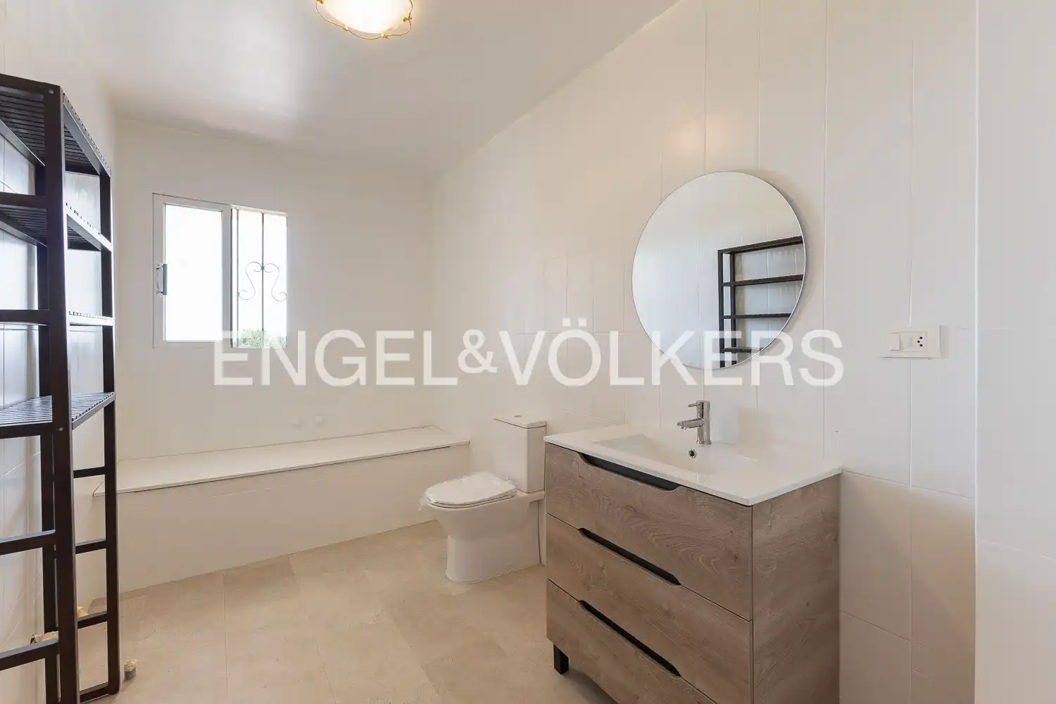 Badezimmer von Haus oder Chalet zur Miete in El Puig de Santa Maria mit Klimaanlage, Heizung und Privatgarten