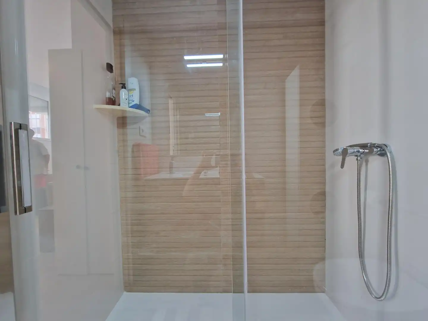 Badezimmer von Erdgeschoss zur Miete in Águilas mit Klimaanlage, Möbliert und Alarm