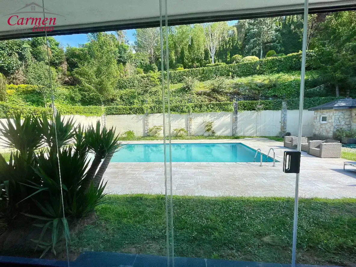 Piscina de Casa o xalet en venda en Mungia amb Calefacció, Jardí privat i Terrassa