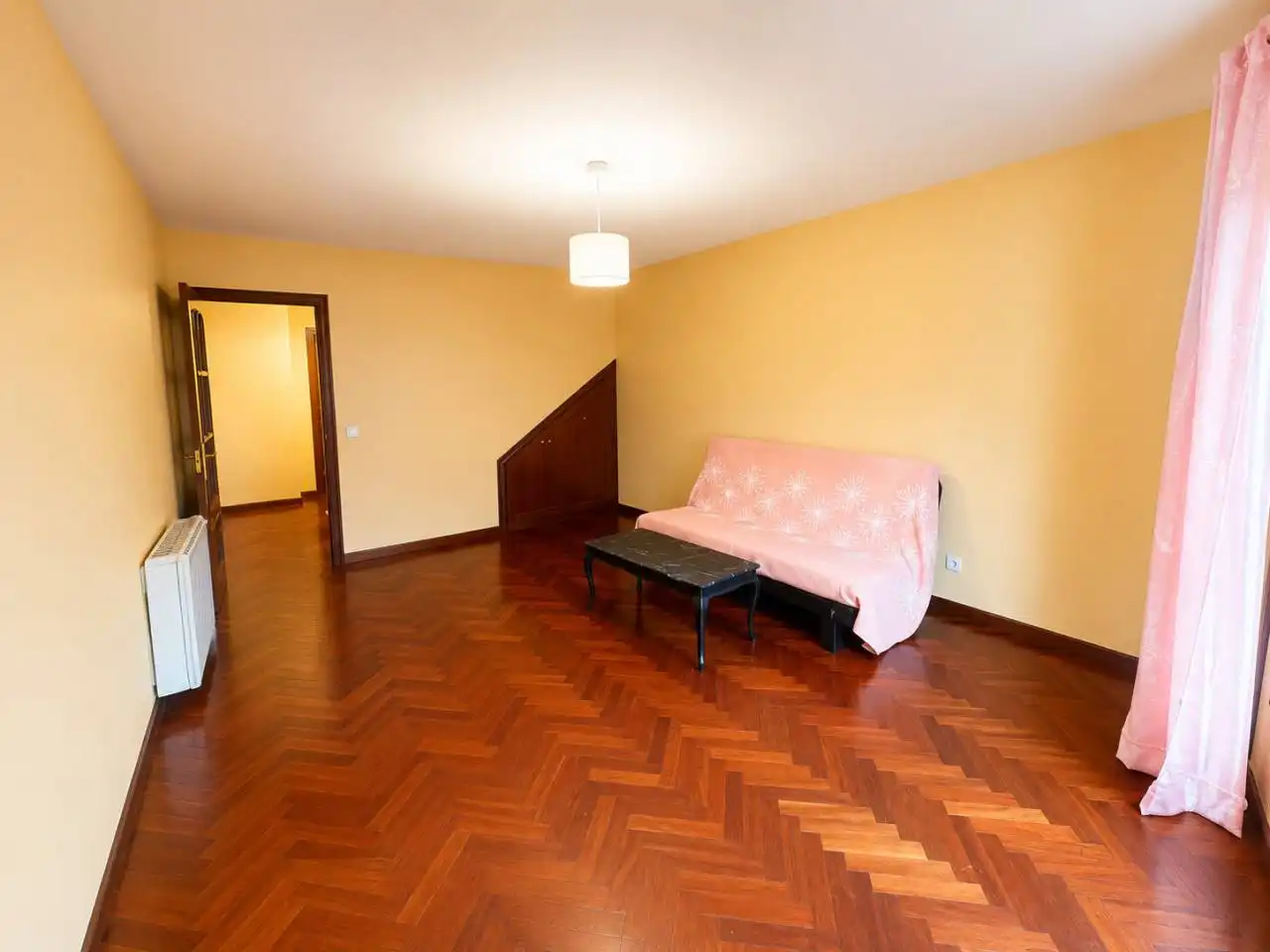Maisonette zum Verkauf in Miño mit Abstellraum