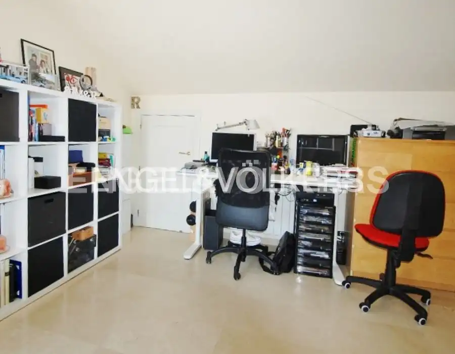 Attic for rent in Baixador
