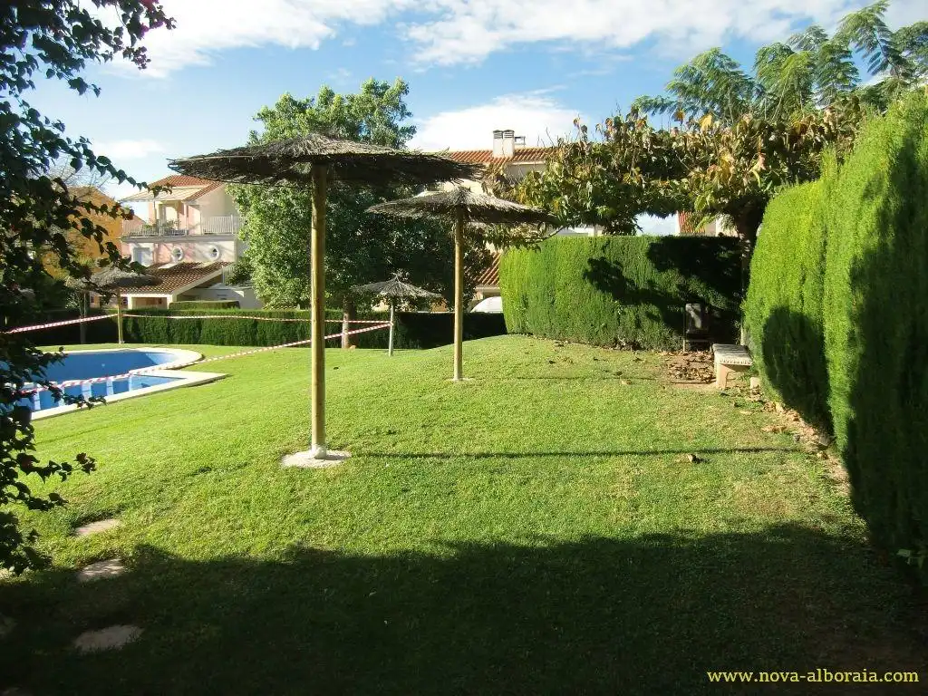 Jardín de Casa adosada en venta en Bétera con Aire acondicionado, Calefacción y Jardín privado