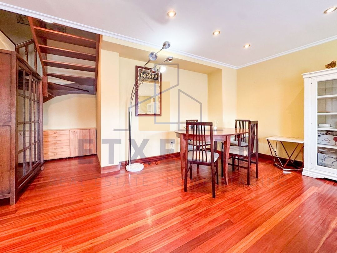 Exterior view of Duplex for sale in Elgeta  with Heating, Furnished and Balcony