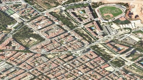 Foto 3 de Piso en venta en Calle Miguel Hernandez, La Roureda, Viladecans