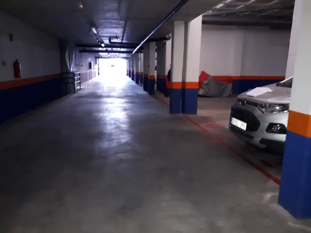Parcheggio con ascensore in vendita a C/ Joven Futura, imagen 10