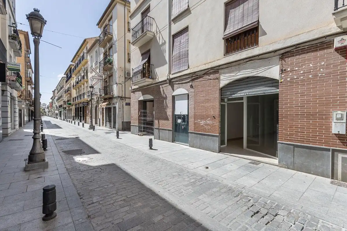 Locale commerciale in vendita a Calle Real 7, imagen 2