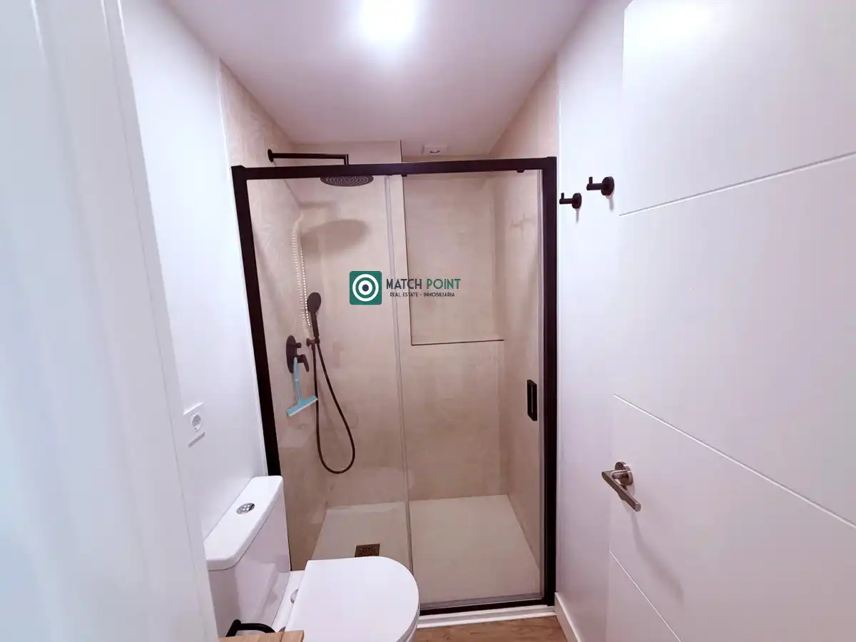 Bathroom of Flat for rent in Almuñécar  with Furnished