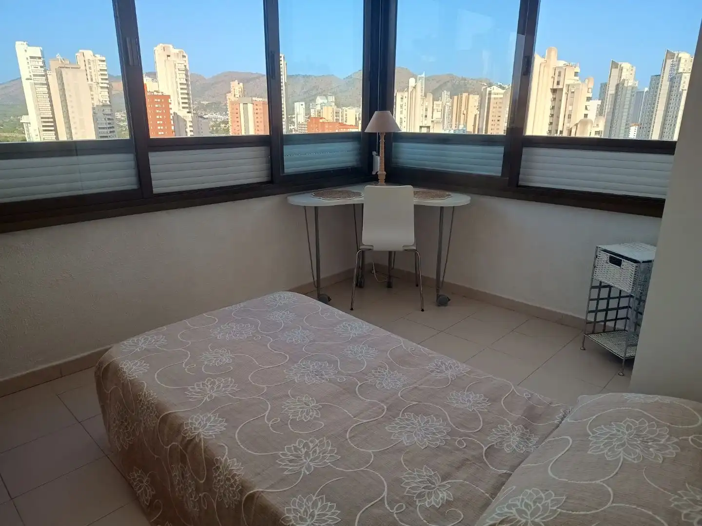 Bedroom of Flat for rent in Juzgados - Plaza de Toros