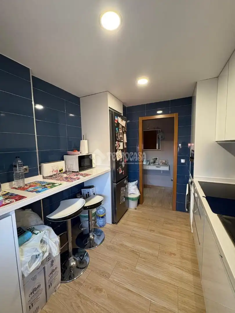 Cuina de Pis en venda en Sevilla amb Aire condicionat i Terrassa