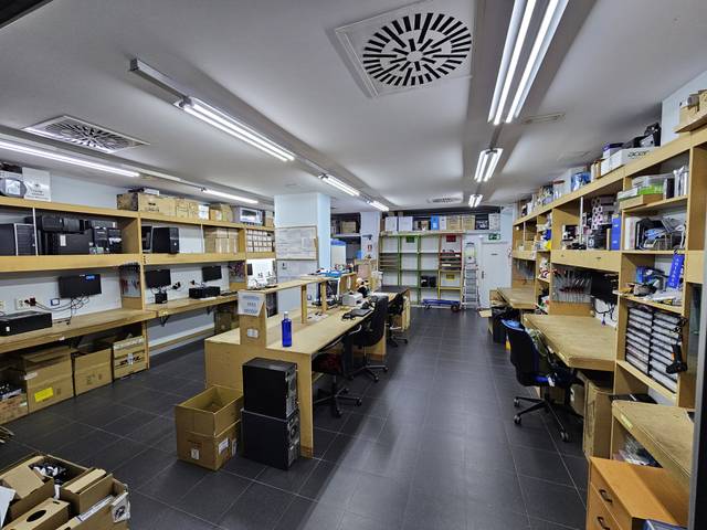 Local comercial en Venta en Segunda Fase