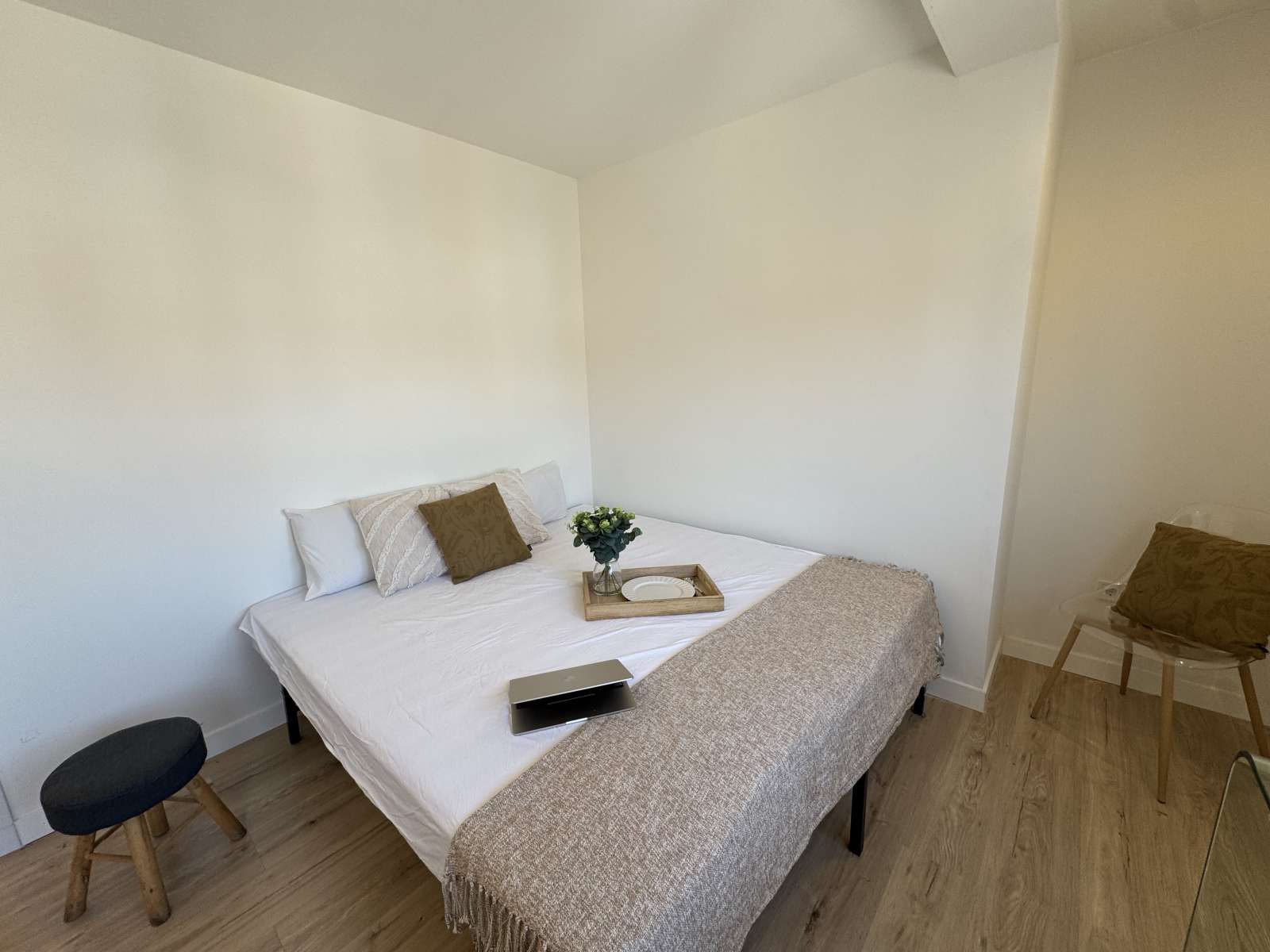 Bedroom of Flat to share in  Madrid Capital  with Air Conditioner, Heating and Terrace