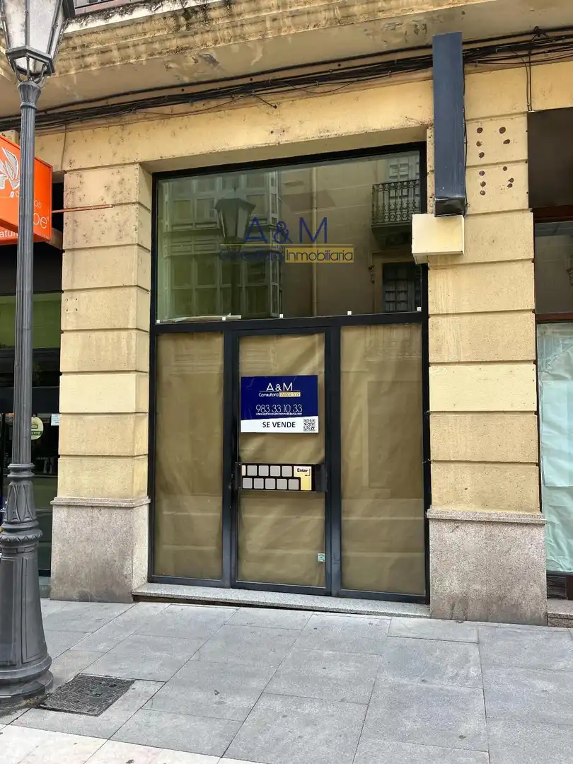 Vista exterior de Local en venta en Zamora Capital 