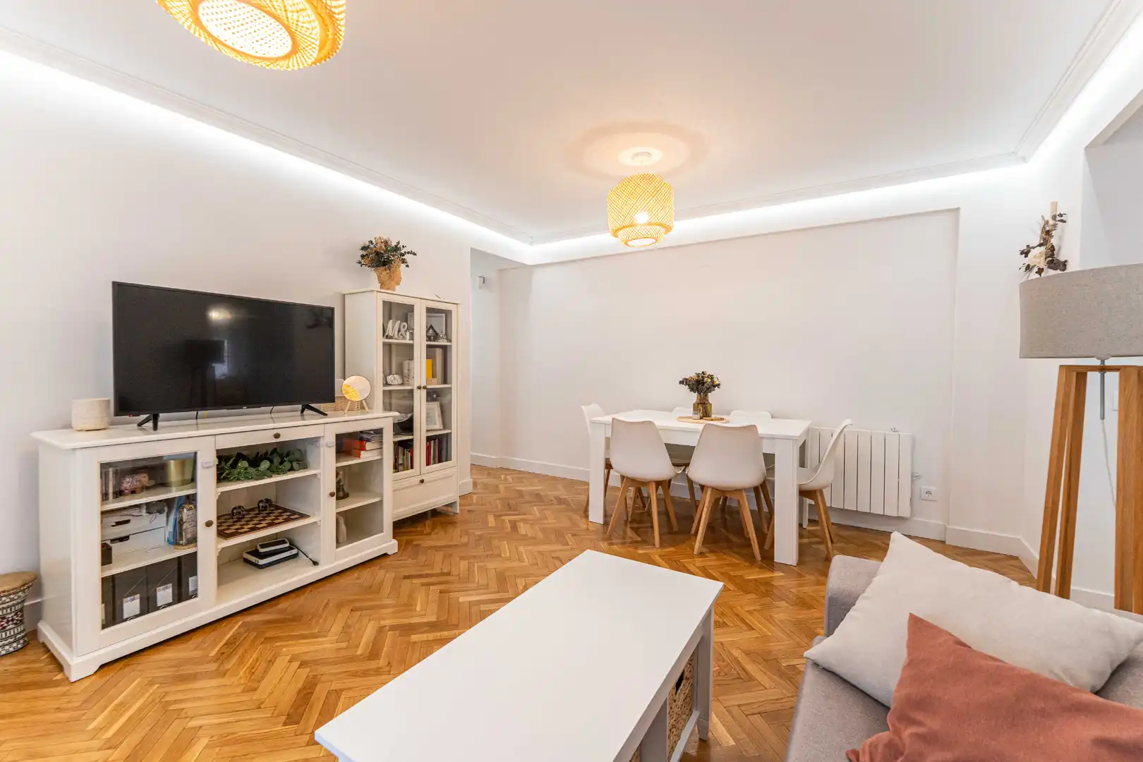 Sala d'estar de Pis en venda en Móstoles amb Aire condicionat, Calefacció i Parquet