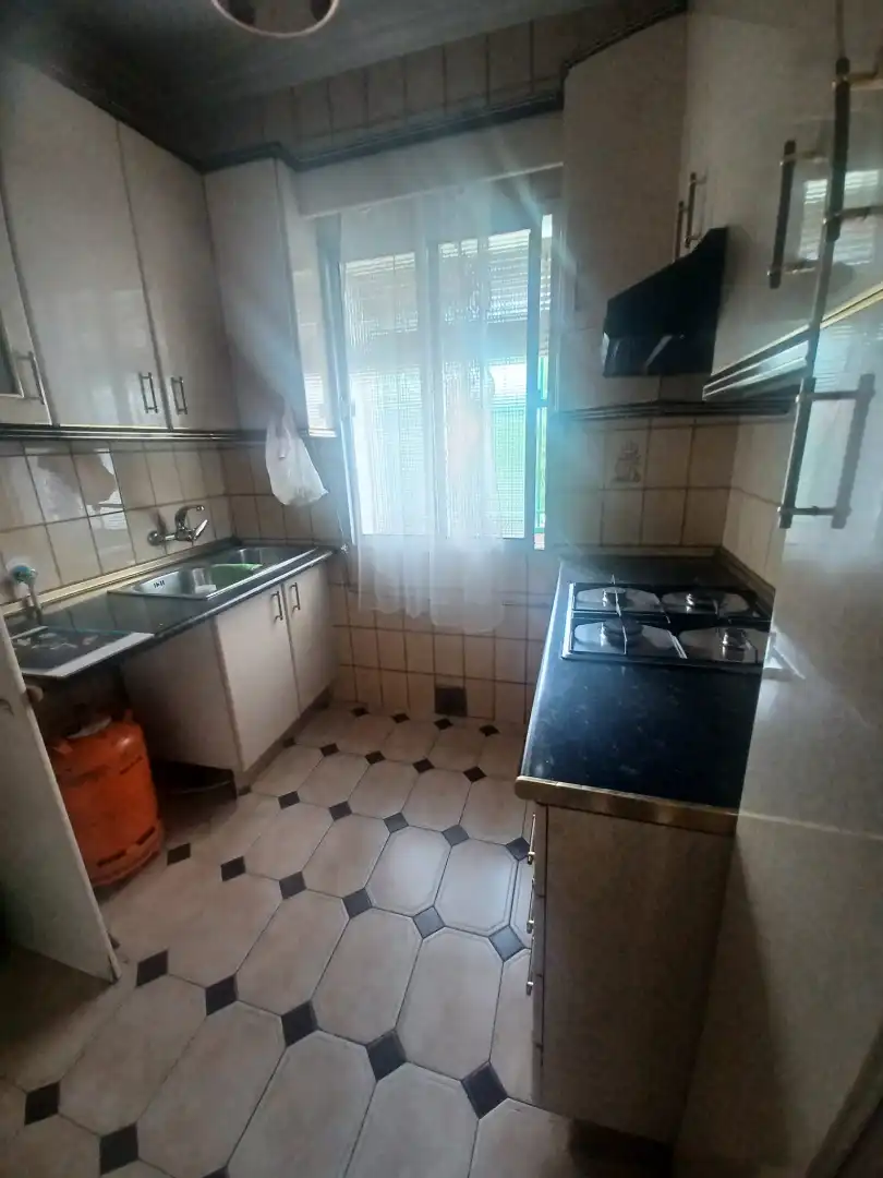 Cocina de Piso en venta en Sevilla con Balcón