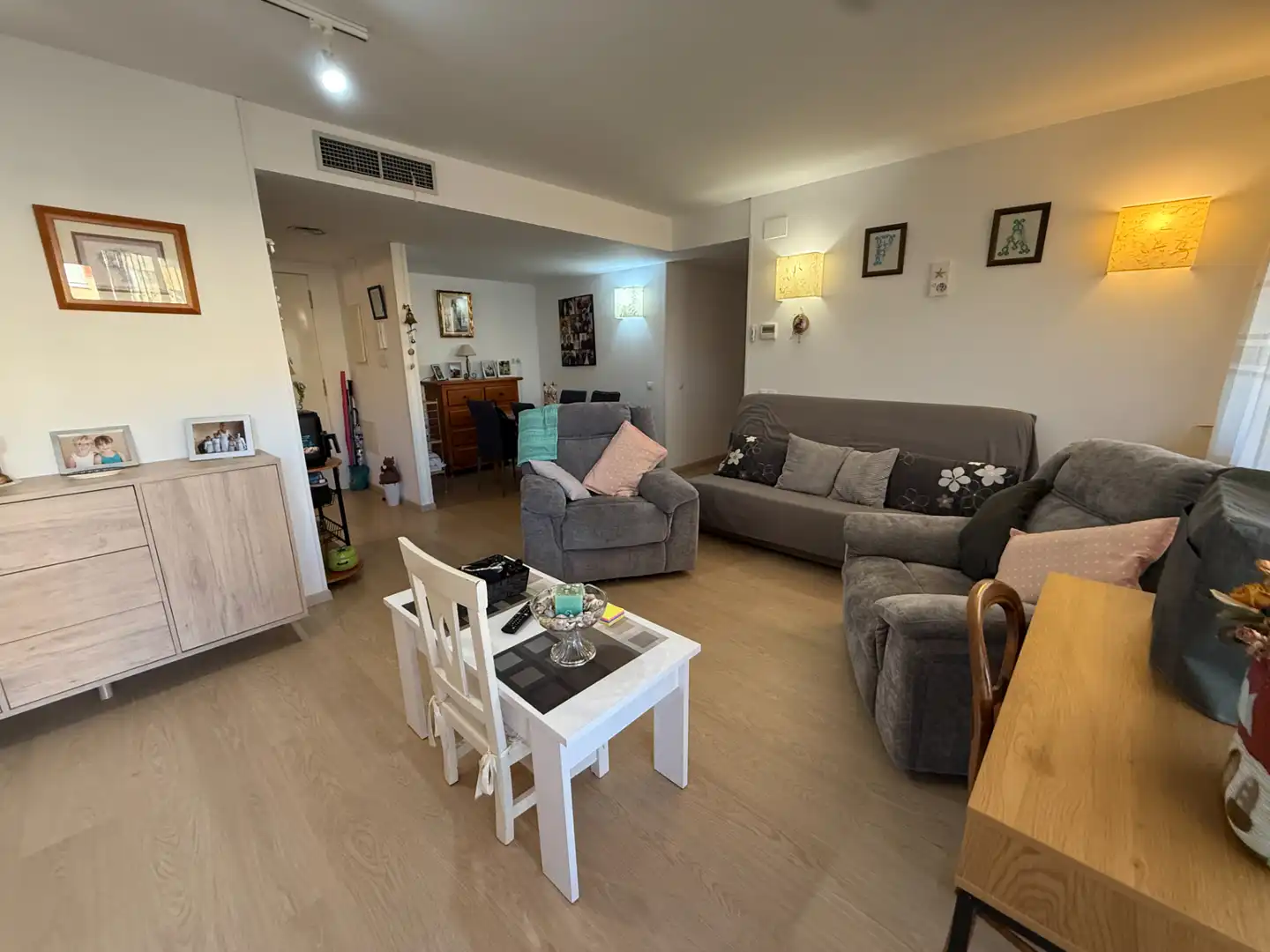 Living room of Flat for sale in Vila-seca  with Air Conditioner, Heating and Parquet flooring