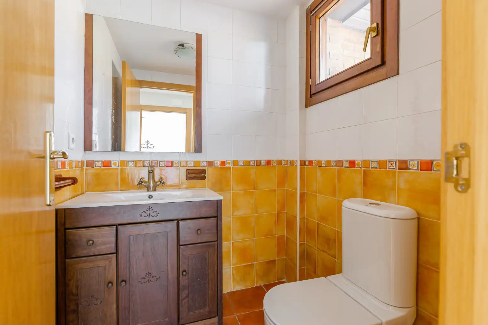 Bathroom of Detached homes for sale in Berrioplano / Berriobeiti  with Heating, Terrace and Furnished