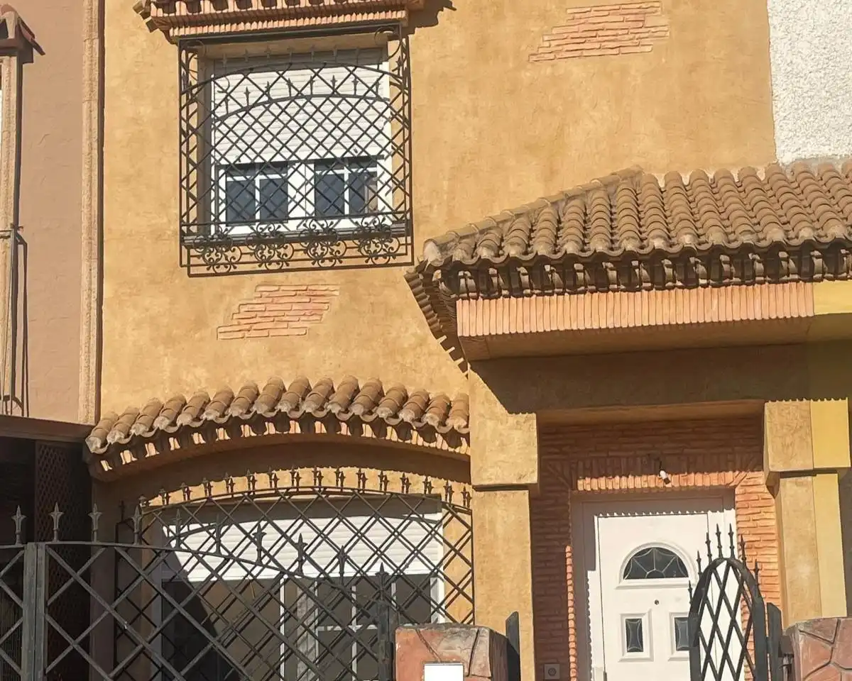 Vista exterior de Casa o xalet en venda en La Unión ciudad
