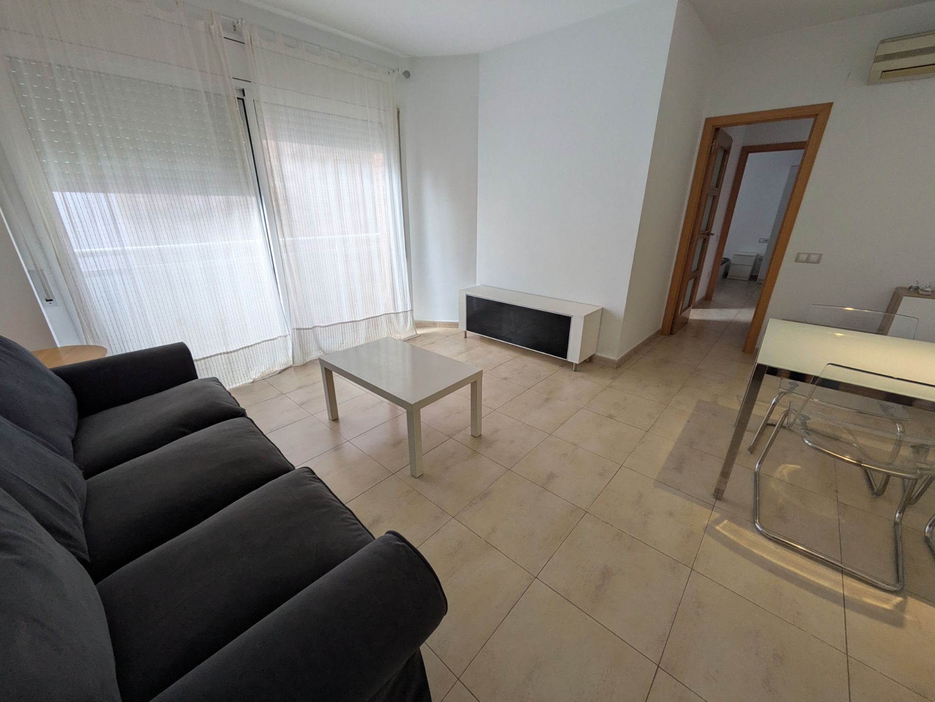 Sala de estar de Piso de alquiler en Reus con Aire acondicionado, Calefacción y Terraza