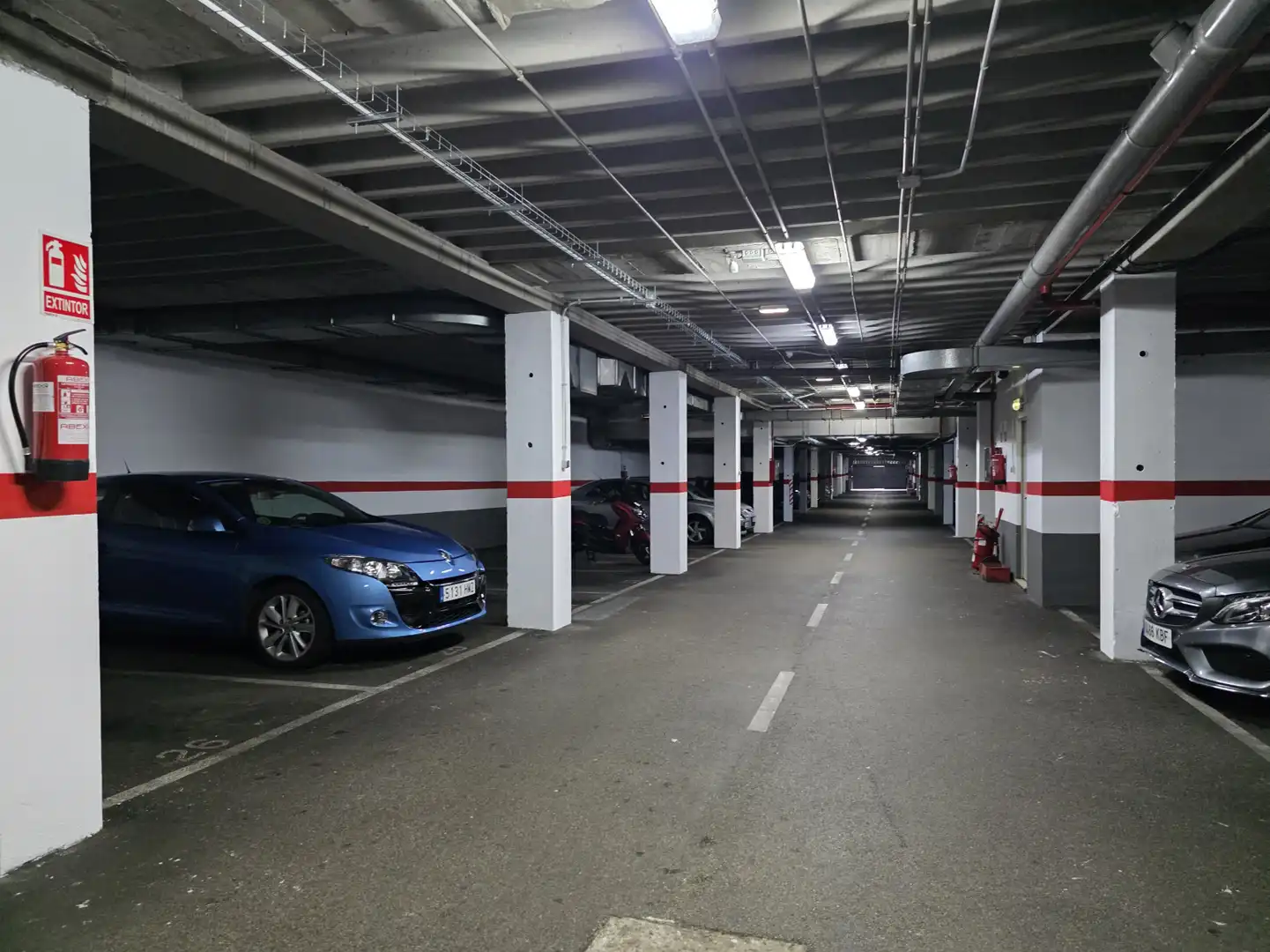 Parkplatz von Wohnung zur Miete in Sur