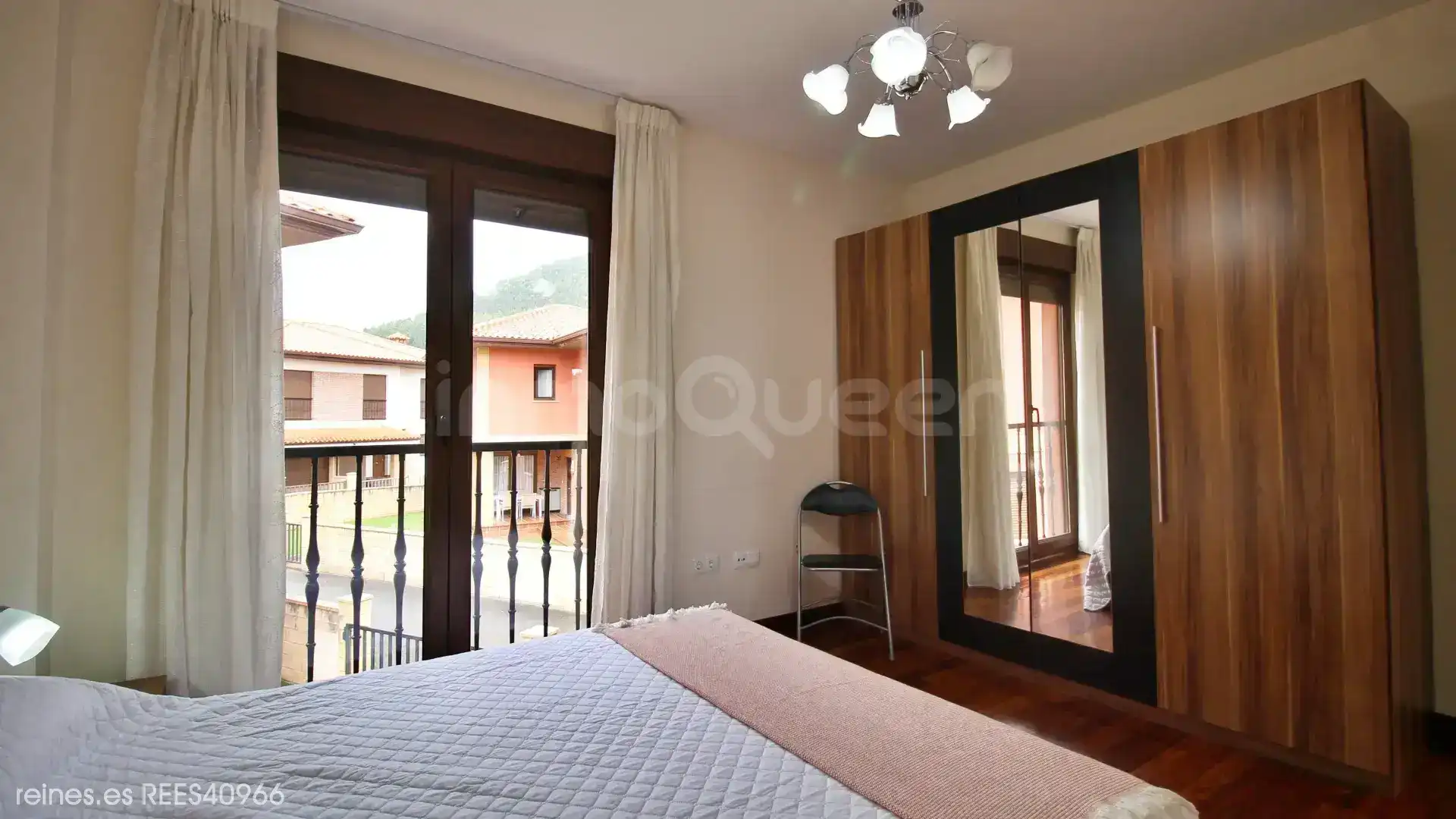Habitación de Casa adosada en venta en Val de San Vicente , Cantabria