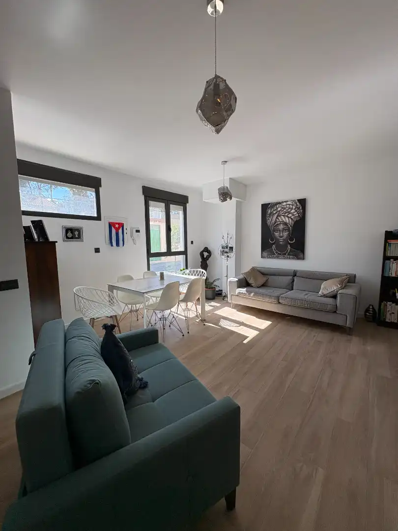 Sala d'estar de Casa adosada en venda en Alcantarilla amb Aire condicionat, Terrassa i Traster