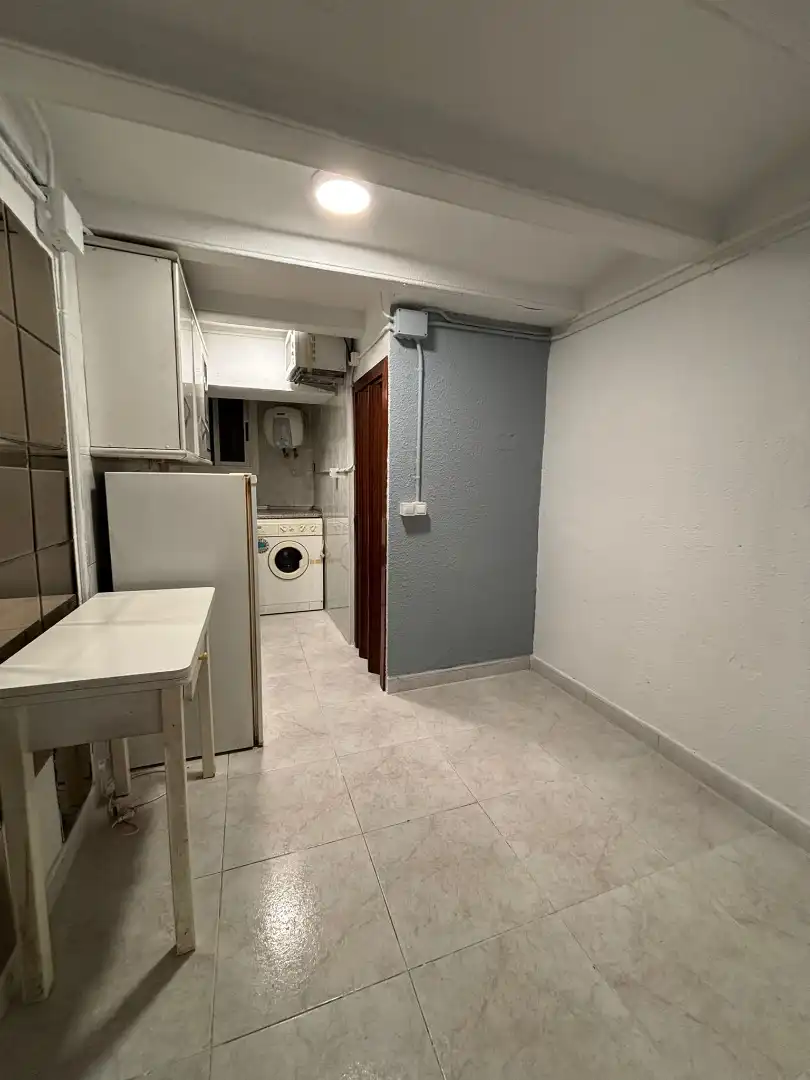 Cocina de Estudio en venta en Barcelona con Terraza, Horno y Lavadora