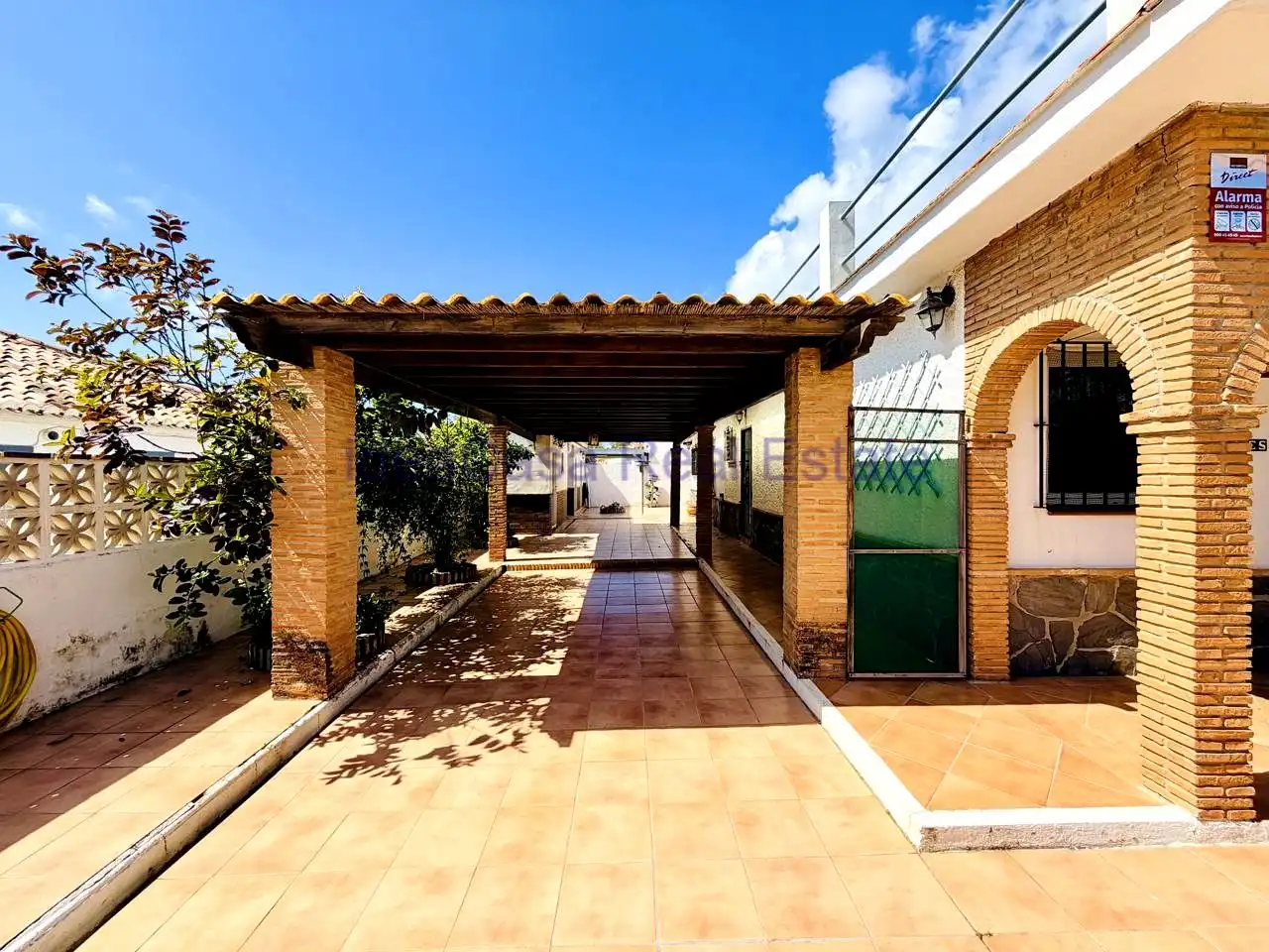 Vista exterior de Casa o chalet de alquiler en Mijas