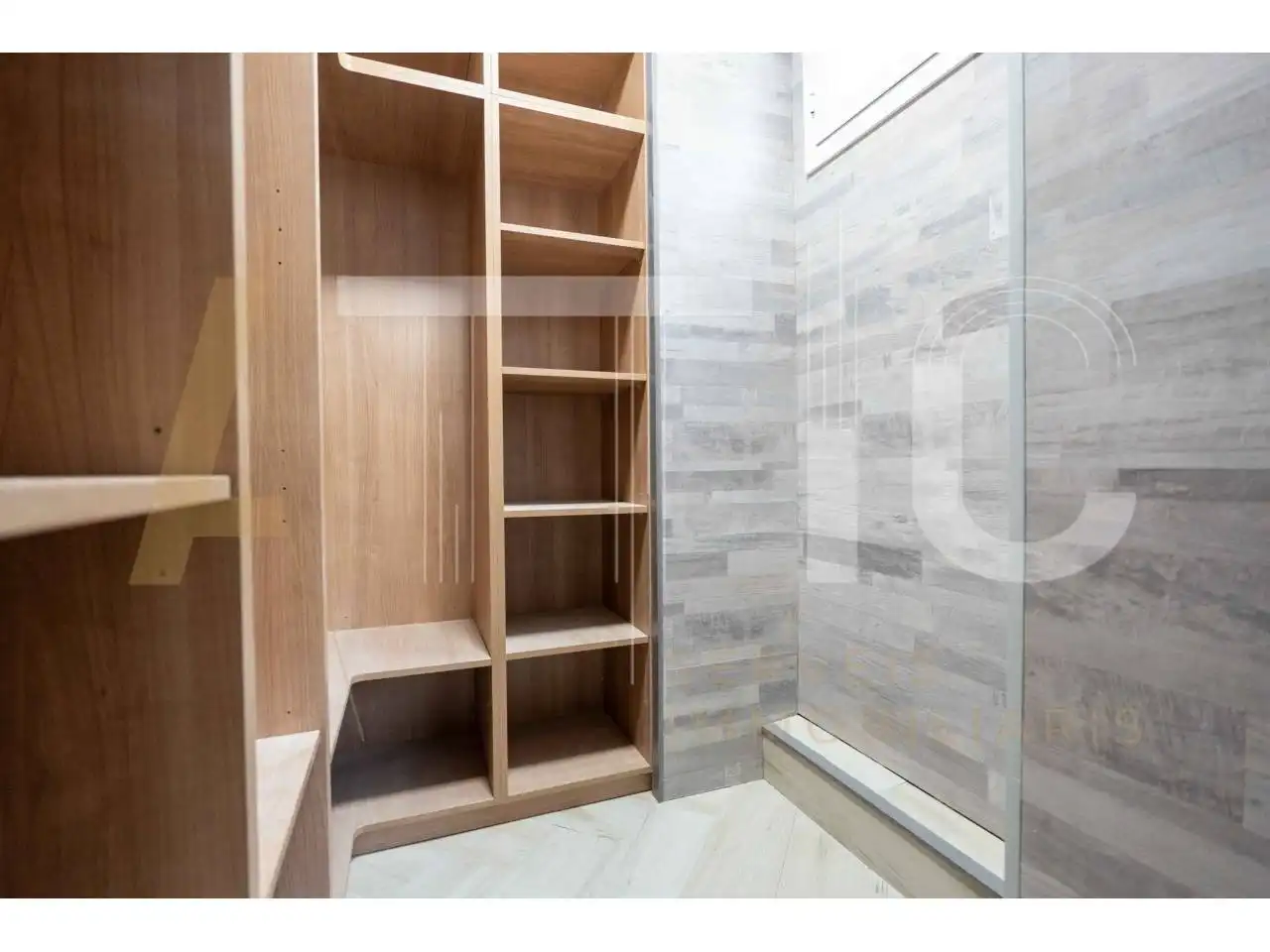 Bathroom of Flat for sale in Sabadell  with Air Conditioner