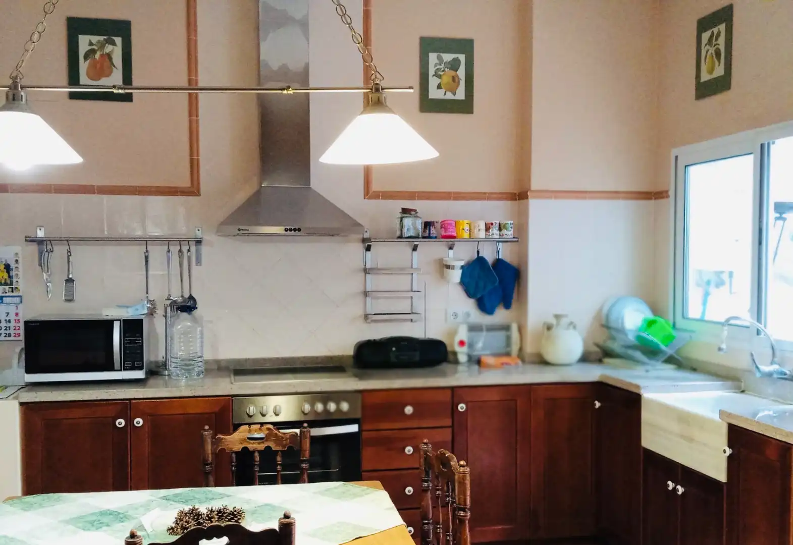 Cuina de Casa o xalet en venda en Oliva amb Aire condicionat, Calefacció i Terrassa