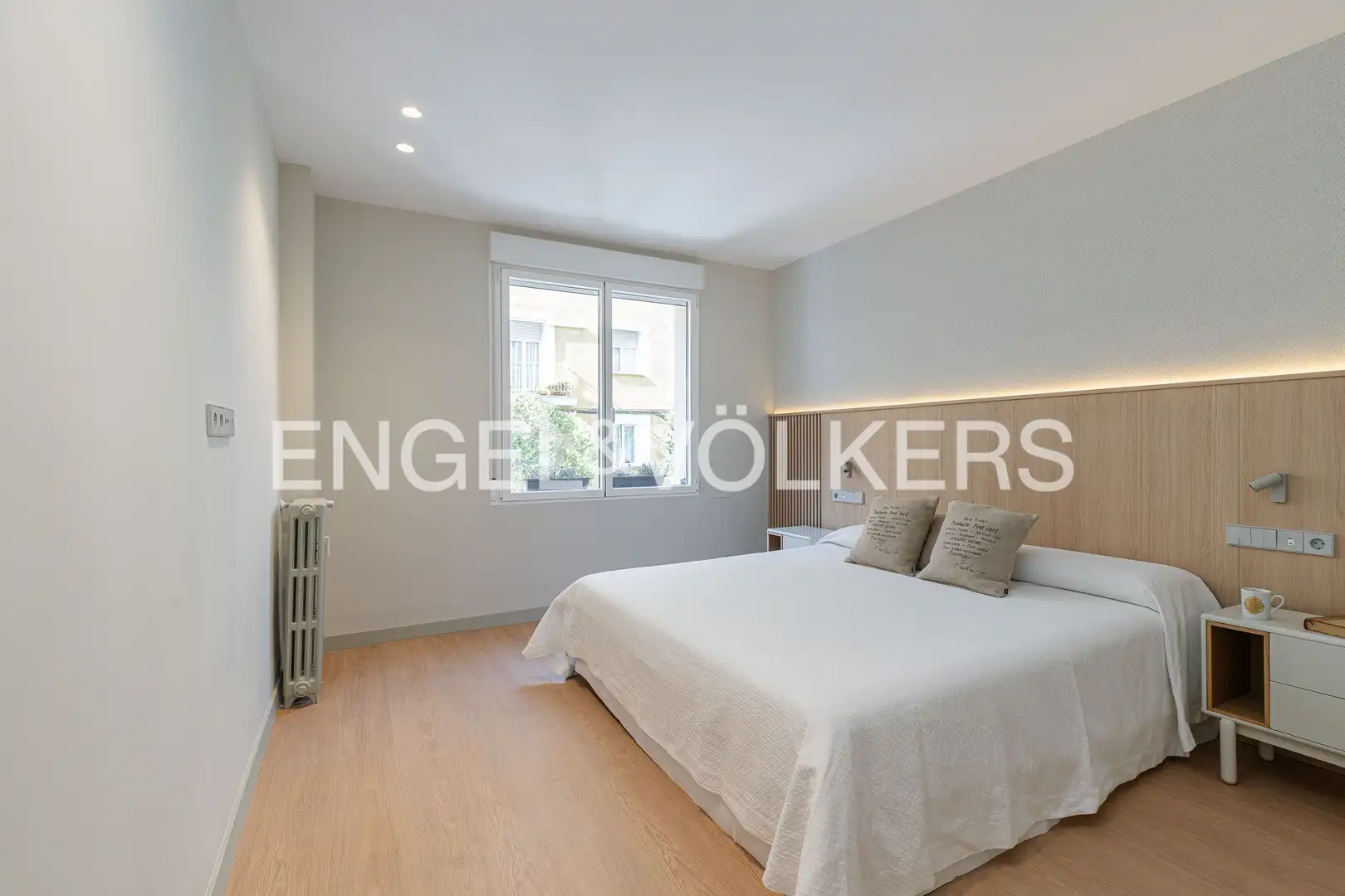 Schlafzimmer von Wohnung zum Verkauf in Madrid mit Klimaanlage und Heizung
