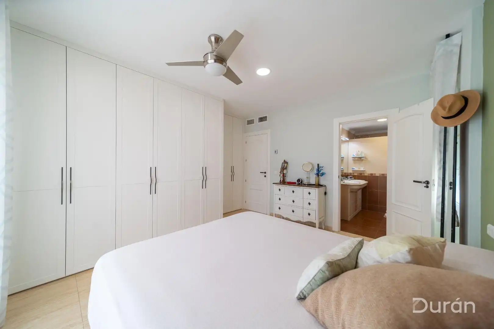 Habitación de Casa o chalet en venta en El Ejido con Aire acondicionado, Jardín privado y Terraza