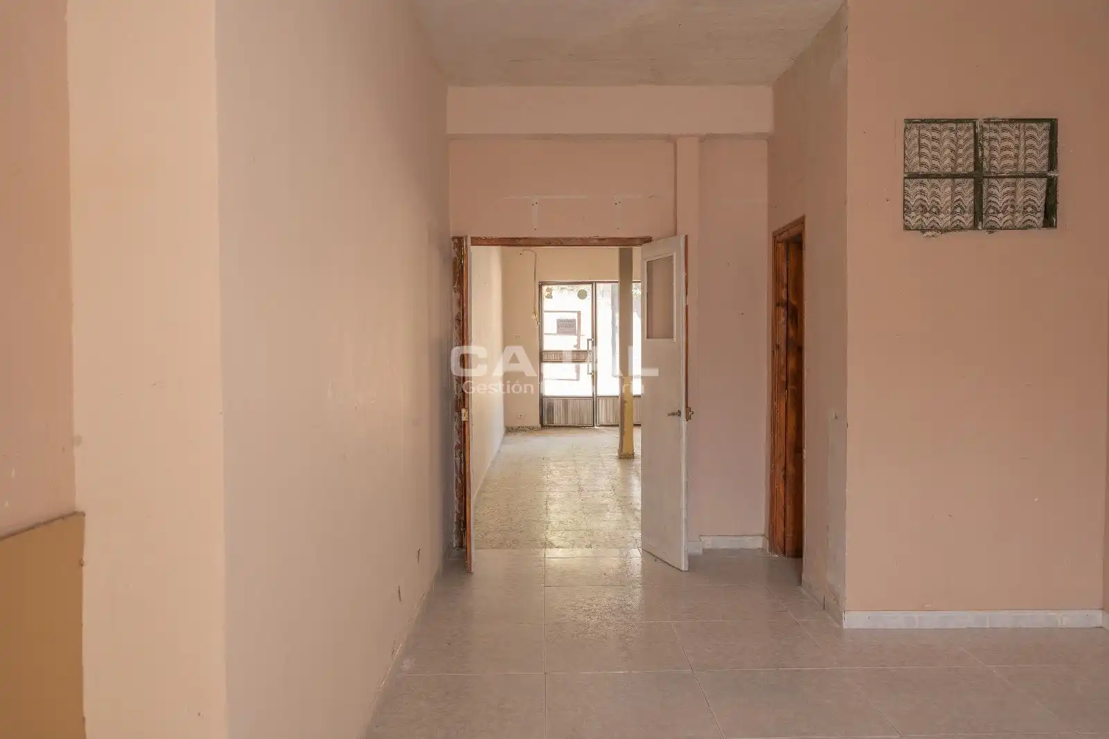 Commercial properties for rent in Médico Valentín Gil, Riaza