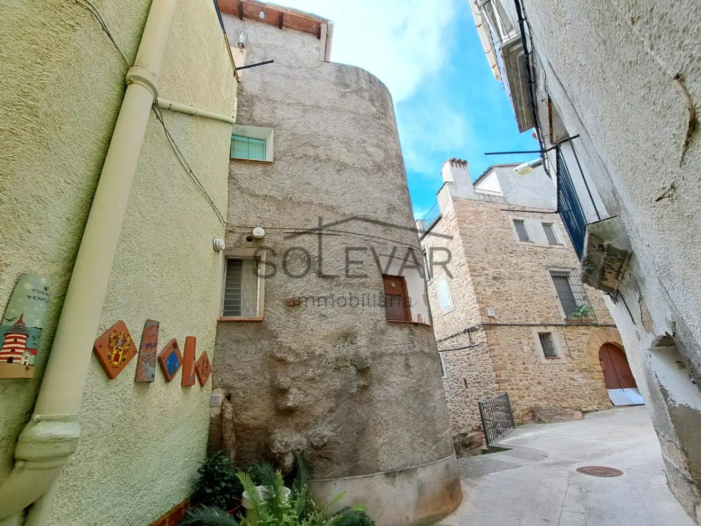 Exterior view of Houses for sale in Tremp  with Terrace and Furnished