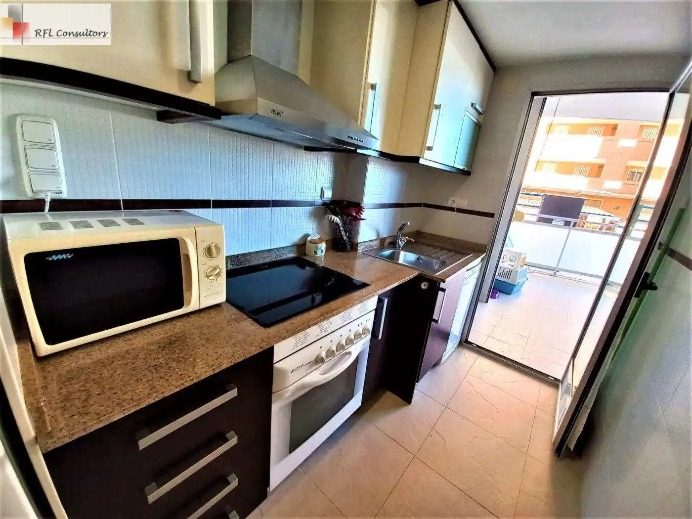 Cuina de Planta baixa en venda en Oropesa del Mar / Orpesa amb Aire condicionat, Terrassa i Moblat