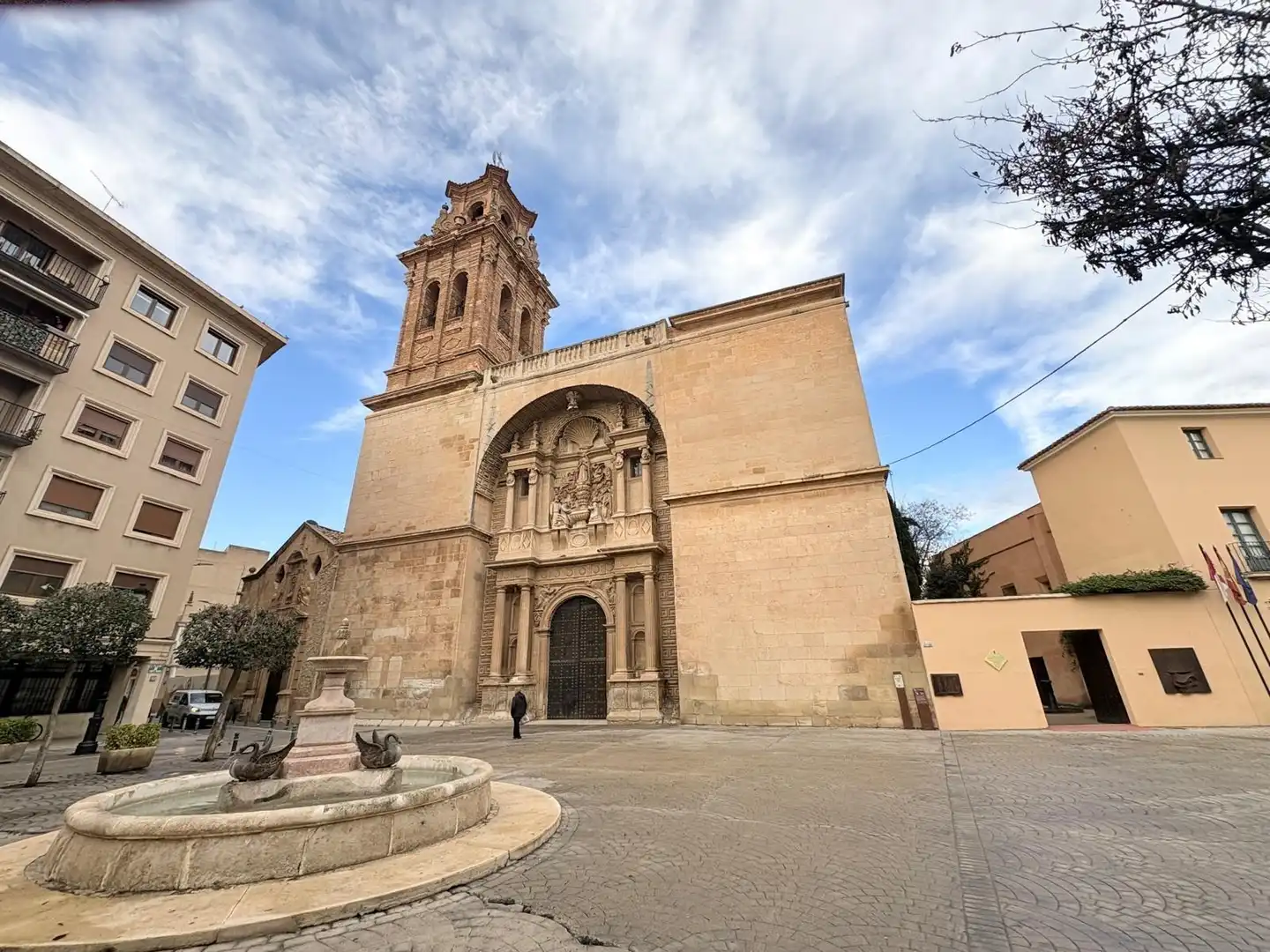 Exterior view of Flat for sale in Almansa  with Air Conditioner and Furnished
