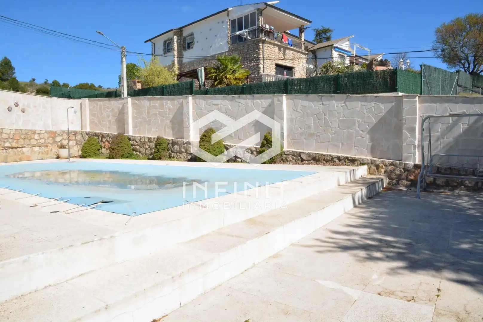 Piscina de Casa o chalet en venta en Carabaña con Calefacción, Jardín privado y Terraza