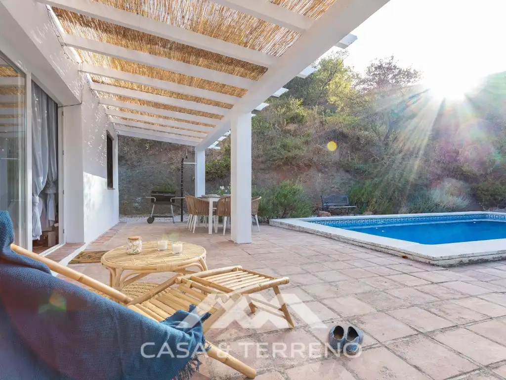 Terrassa de Finca rústica de lloguer en Colmenar amb Piscina