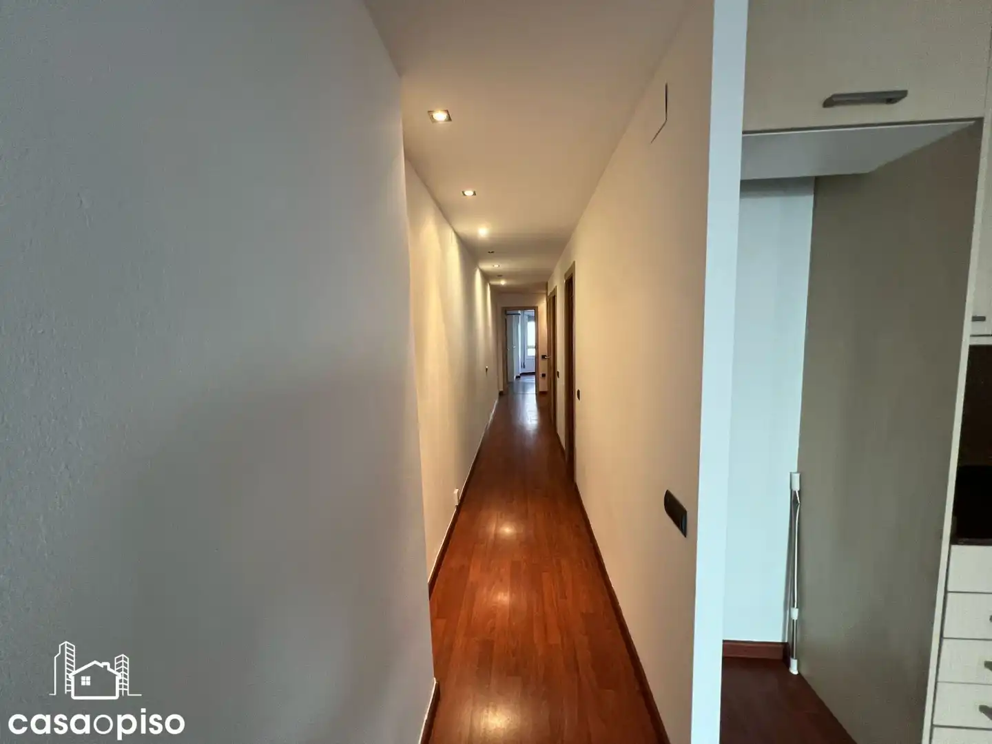Piso en venta en Terrassa con Aire acondicionado, Calefacción y Trastero