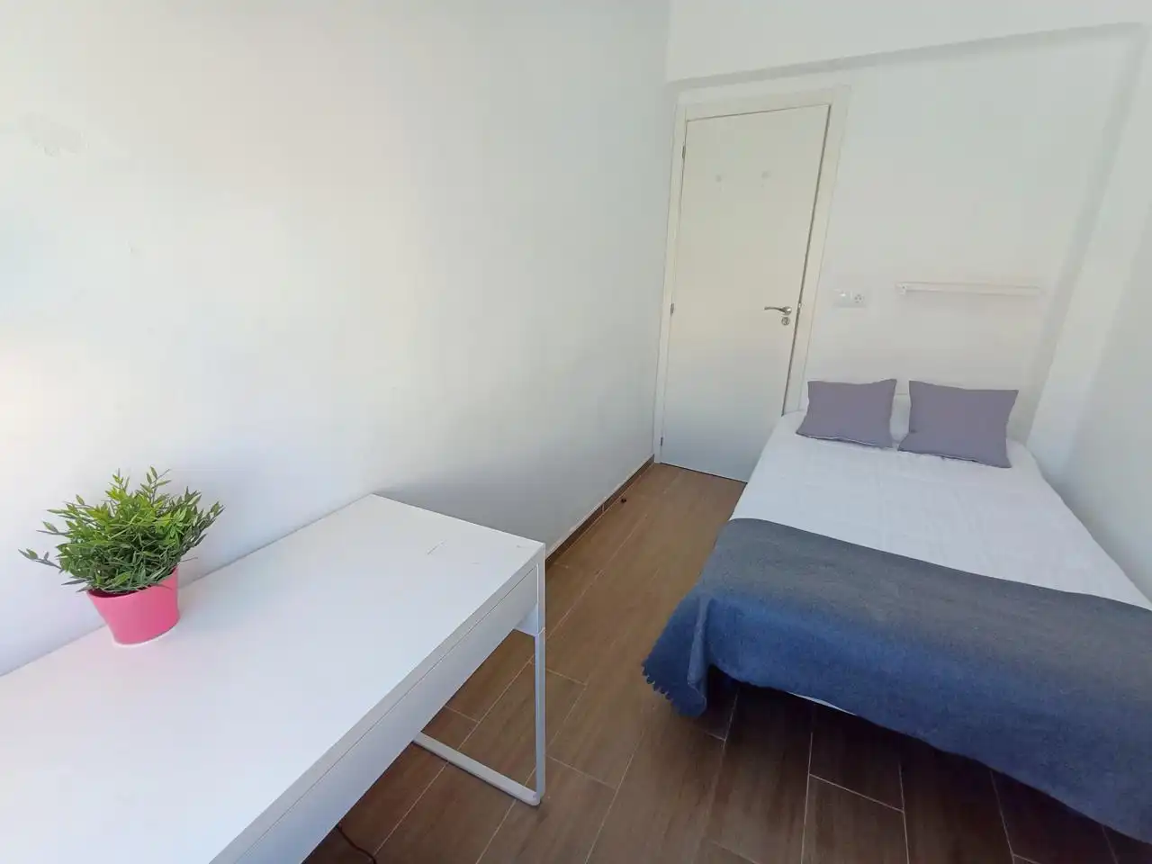 Pis de lloguer a Berenguer Mallol, Valencia, Aiora