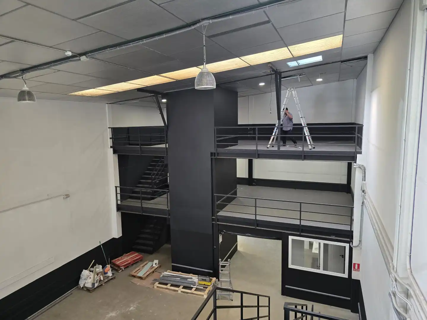 Nave industrial de alquiler en Boadilla del Monte