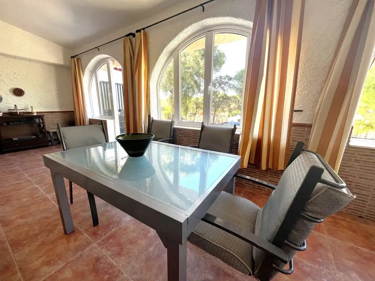 Comedor de Casa o chalet en venta en Valverde del Camino con Jardín privado, Terraza y Amueblado