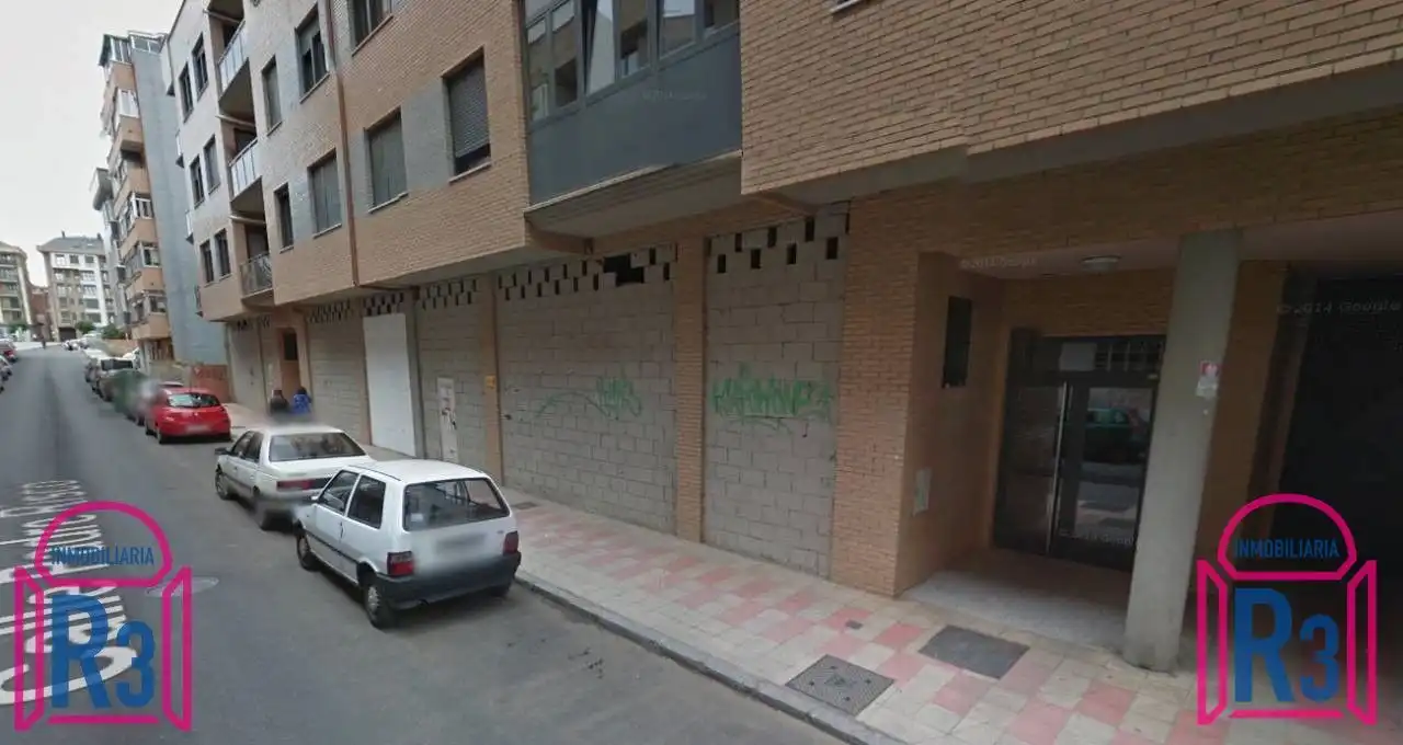 Local comercial en venda a Padre Risco BIS 11