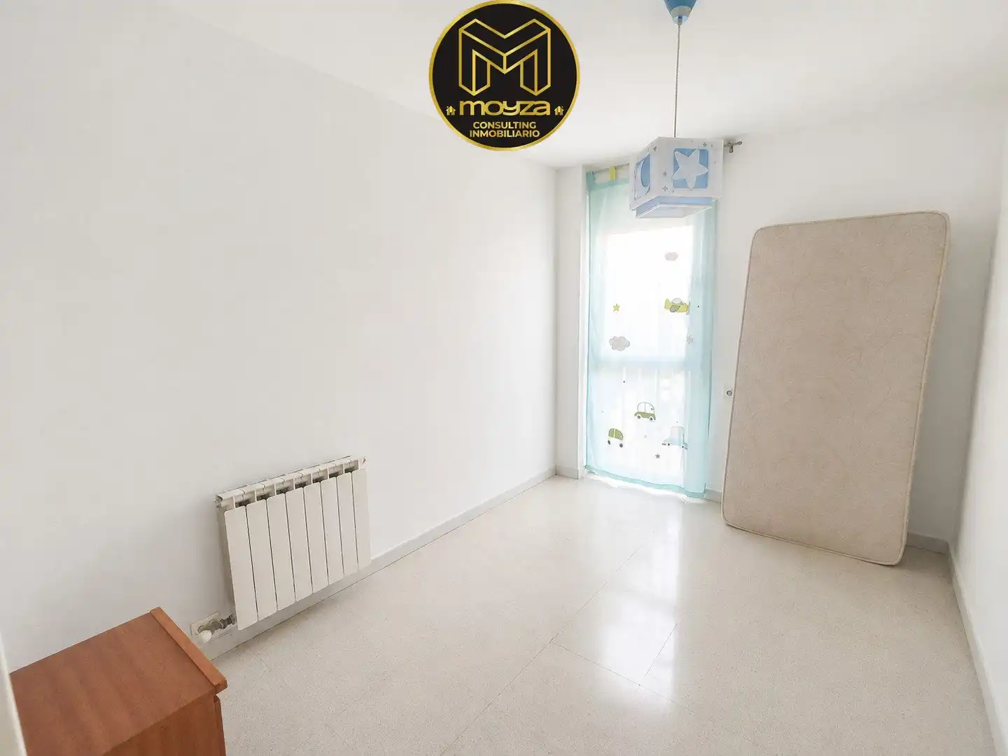 Habitación de Piso en venta en Jaén con Calefacción, Terraza y Trastero